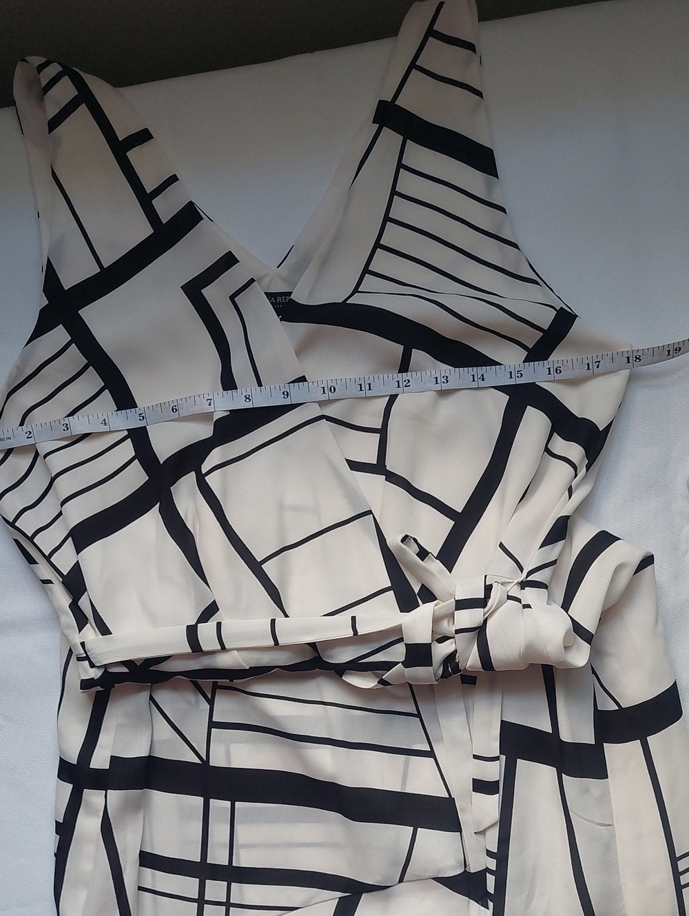 Sleeveless V-Neck Black & White Geometric Wrap Dress - Picture 10 of 11